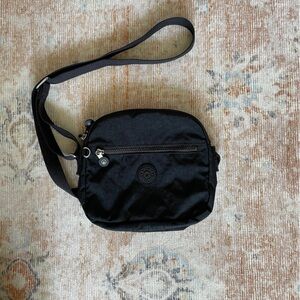 Kipling Keefe Crossbody in Black